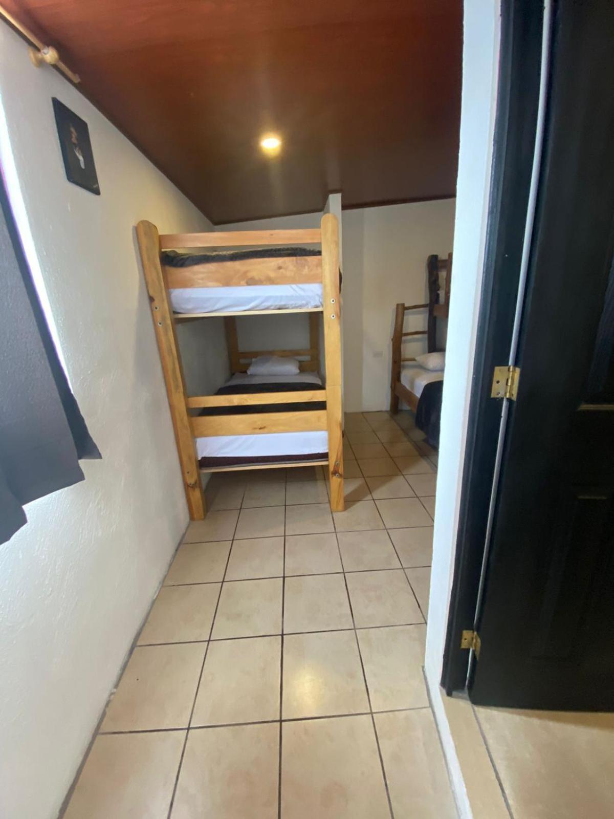 Hostal 17-52 Γουατεμάλα Εξωτερικό φωτογραφία